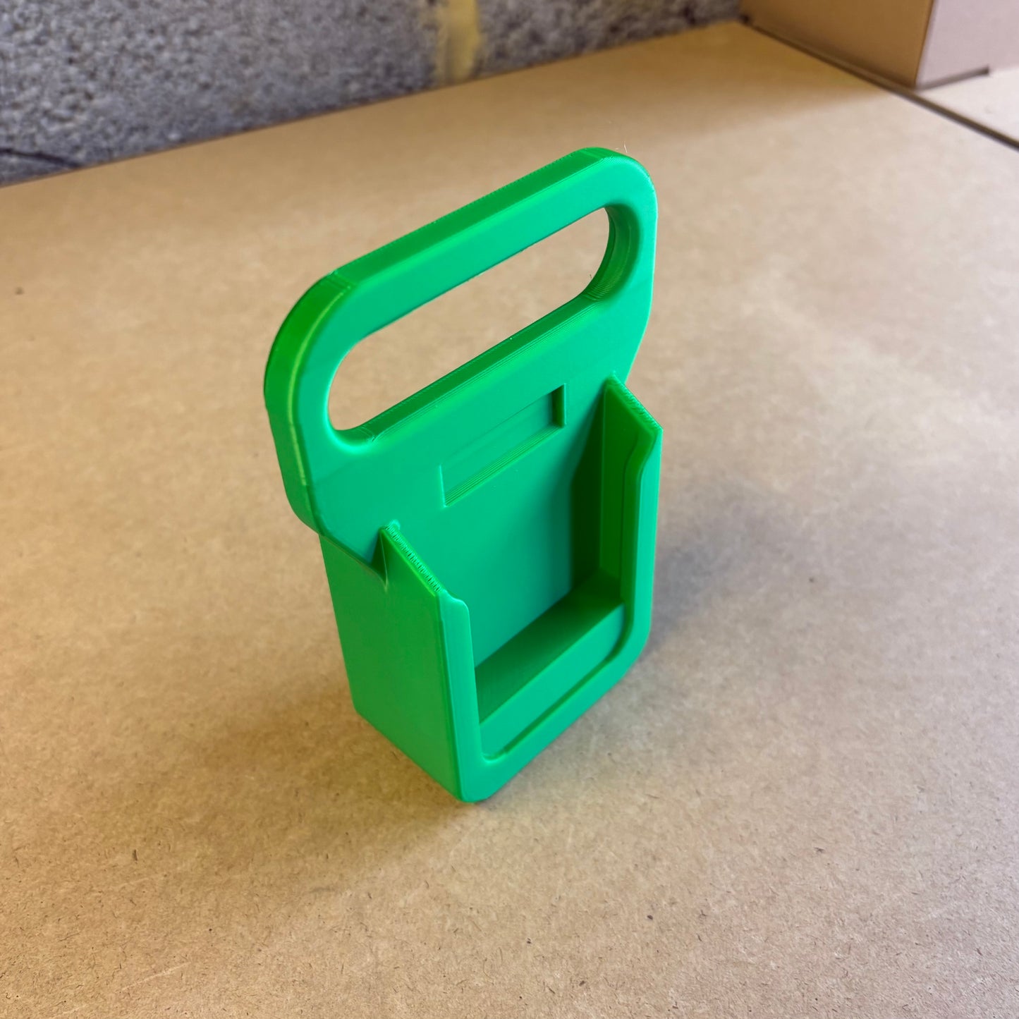 Battery Carrier compatible with Makita 18V