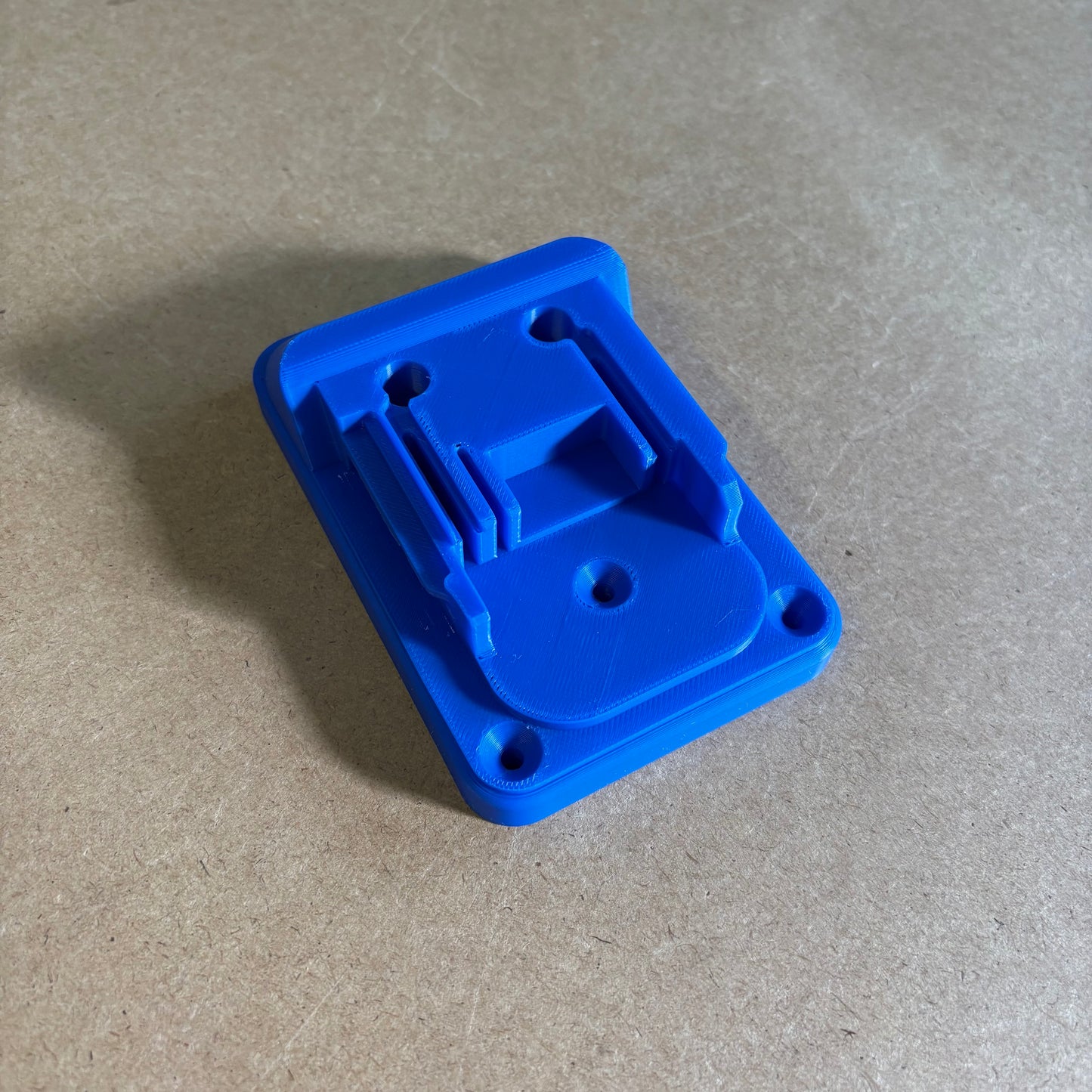 Tool Mount compatible with Makita