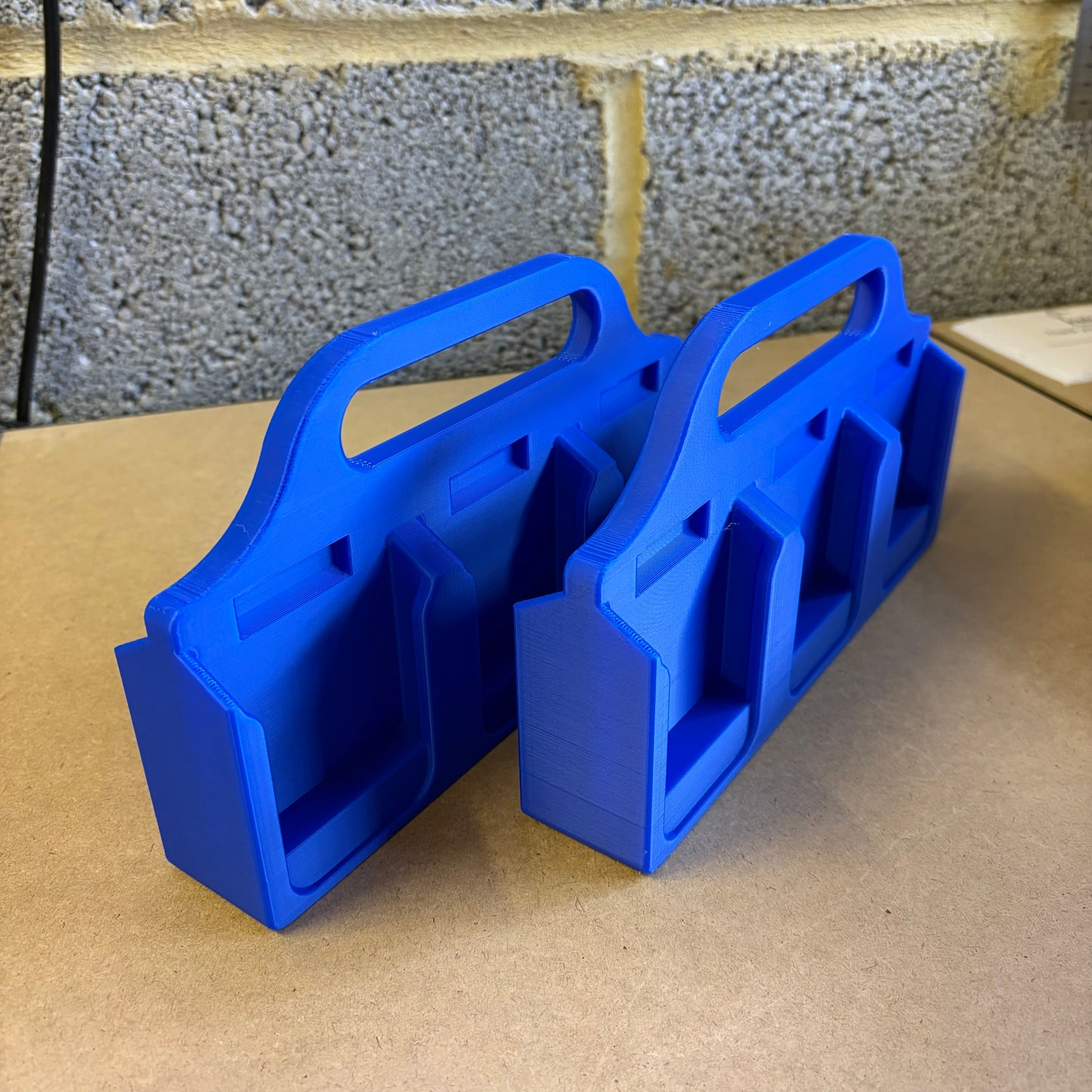 Battery Carrier compatible with Makita 18V