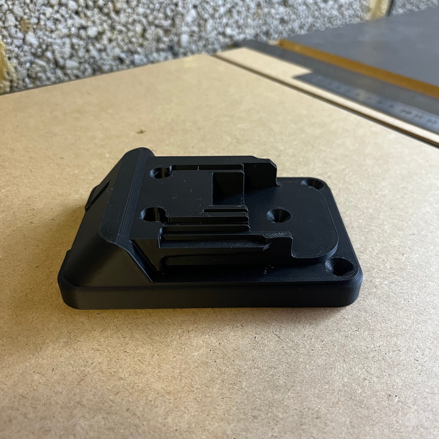 Tool Mount compatible with Makita