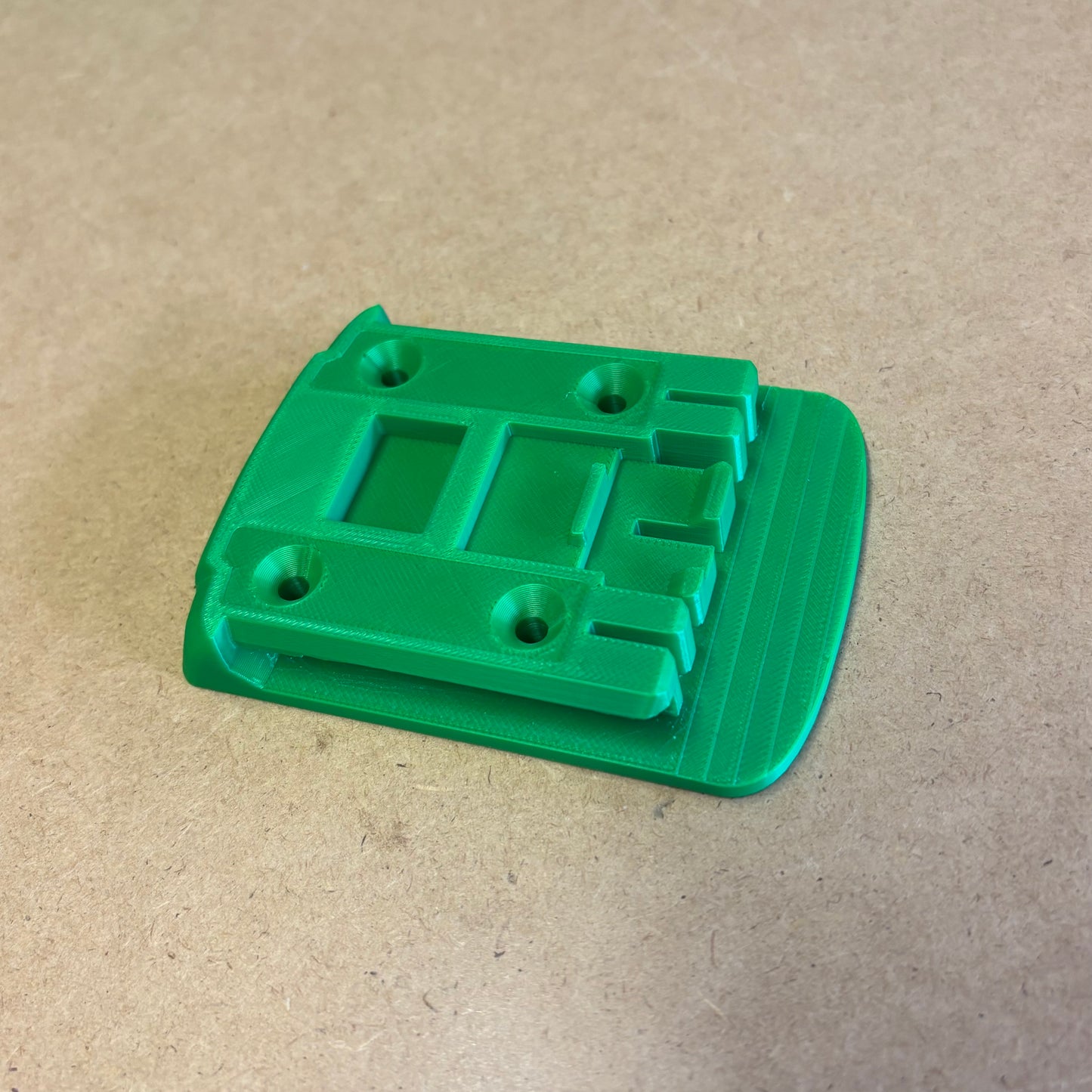 Tool Mount compatible with Bosch 18V