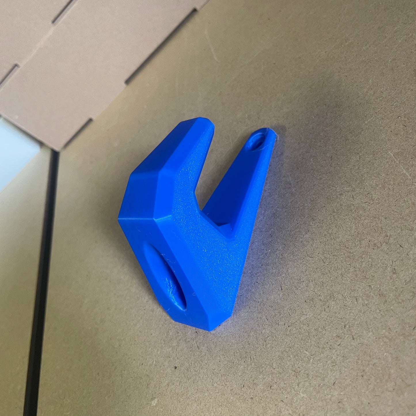 Universal Hook