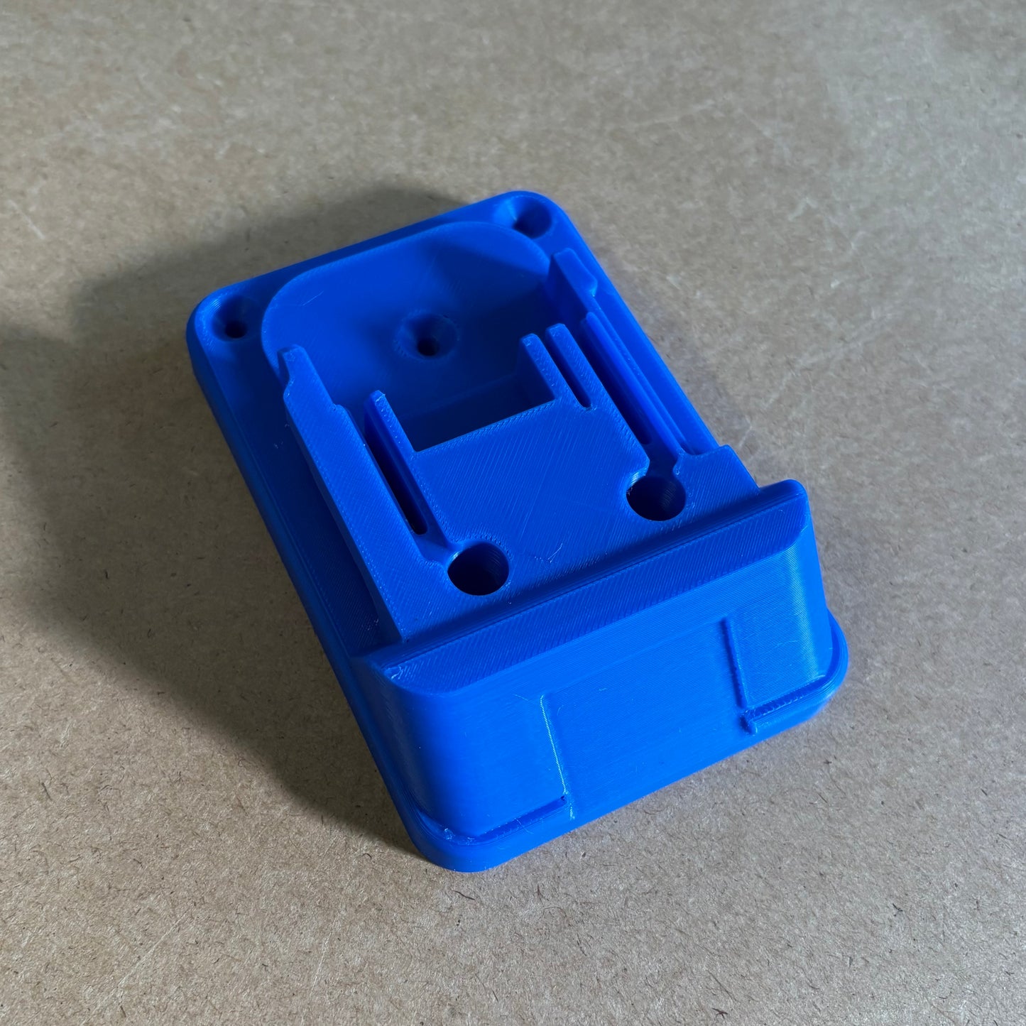 Tool Mount compatible with Makita
