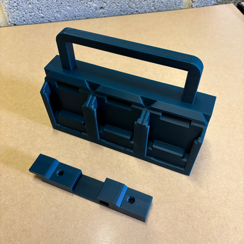 Battery Carrier compatible with Makita 18V